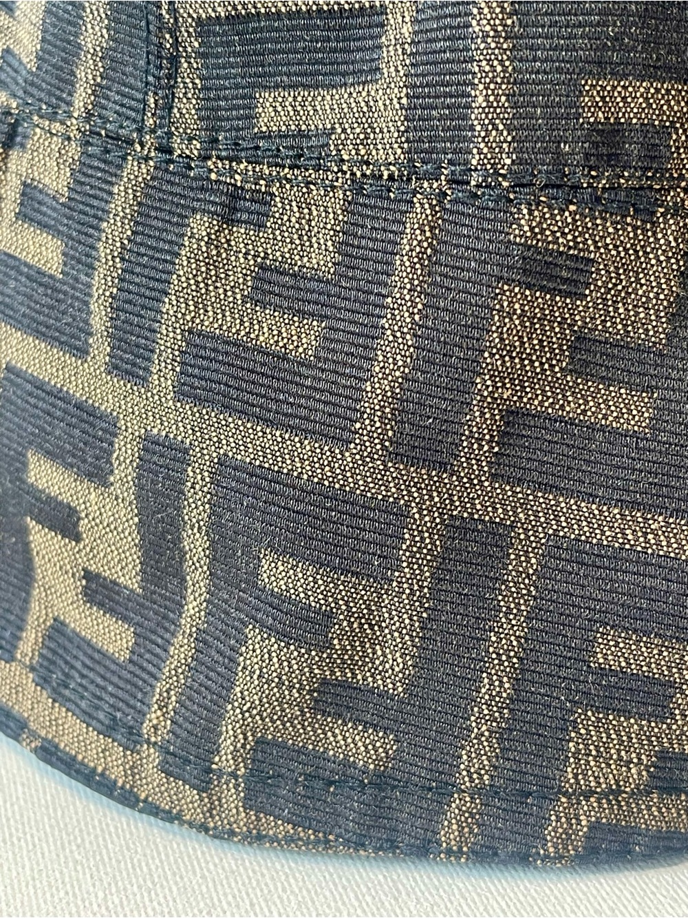 EUC FENDI YUCCA PATTERN RARE HAT ITALY VINTAGE 1990s REVERSIBLE YOUTH XL - Picture 6 of 15